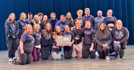 One Acts at State with the winning award, Crew, and Cast. The picture with Permission to use from Mason Baas.