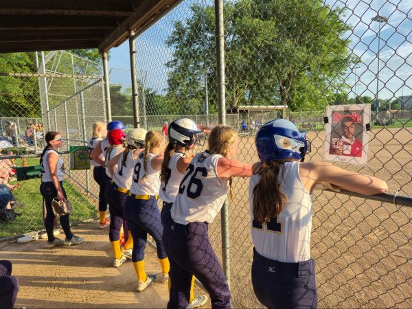 Prior Lake White getting ready to bat